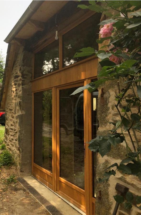 Gite Le Couderc De Coubisou, Grange Renovee Bagian luar foto